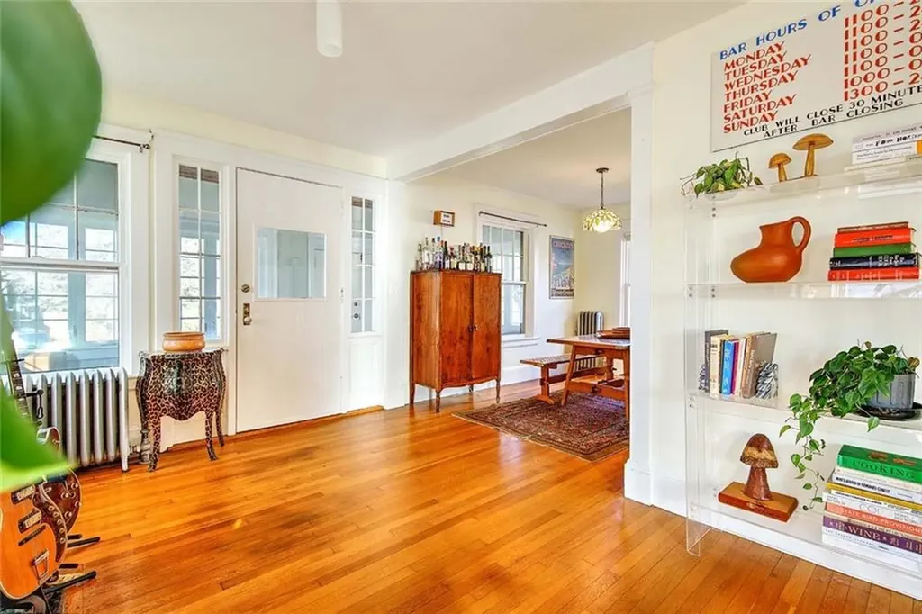 31 Mount Hope Avenue Providence RI 02906