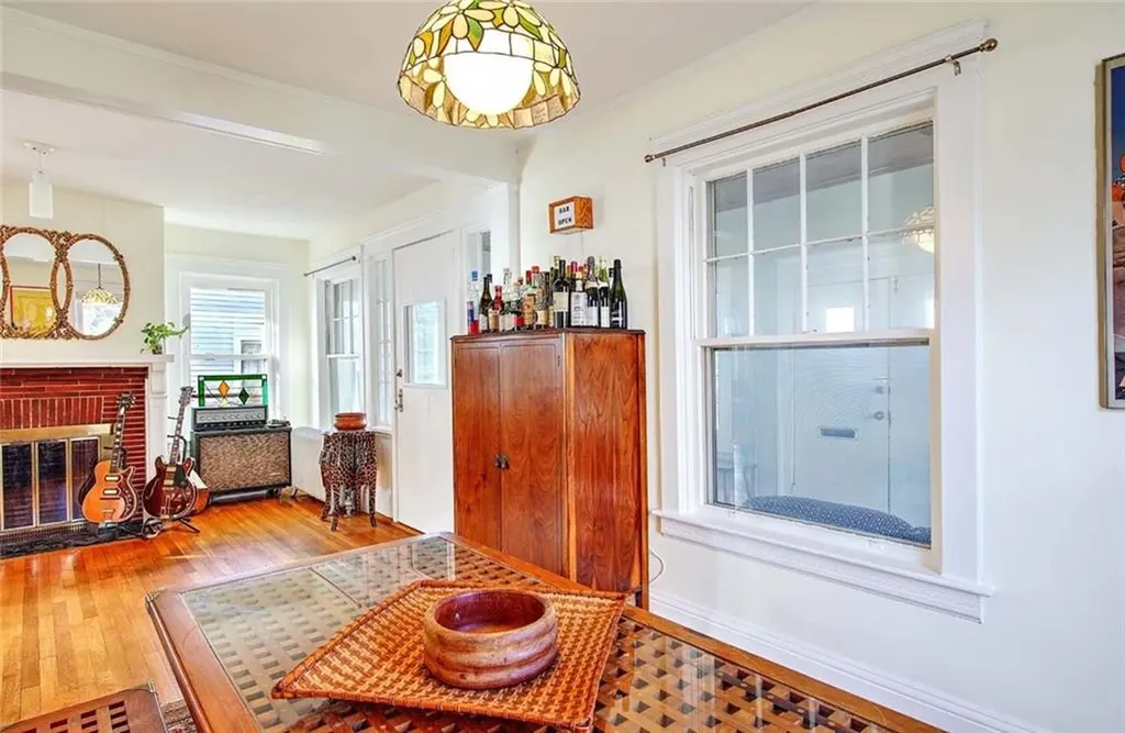 31 Mount Hope Avenue Providence RI 02906