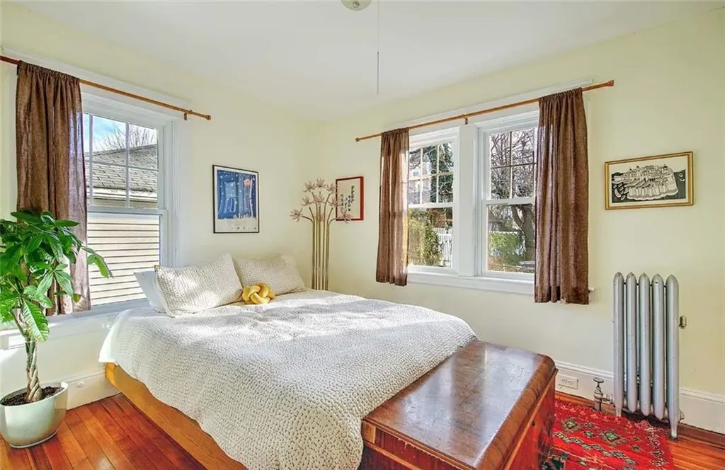 31 Mount Hope Avenue Providence RI 02906