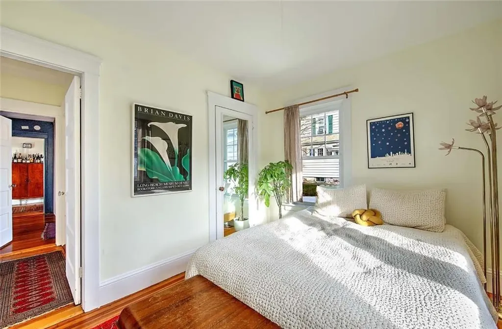 31 Mount Hope Avenue Providence RI 02906