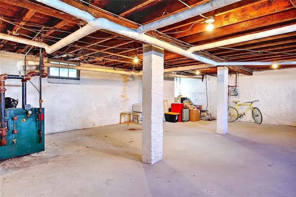 31 Mount Hope Avenue Providence RI 02906