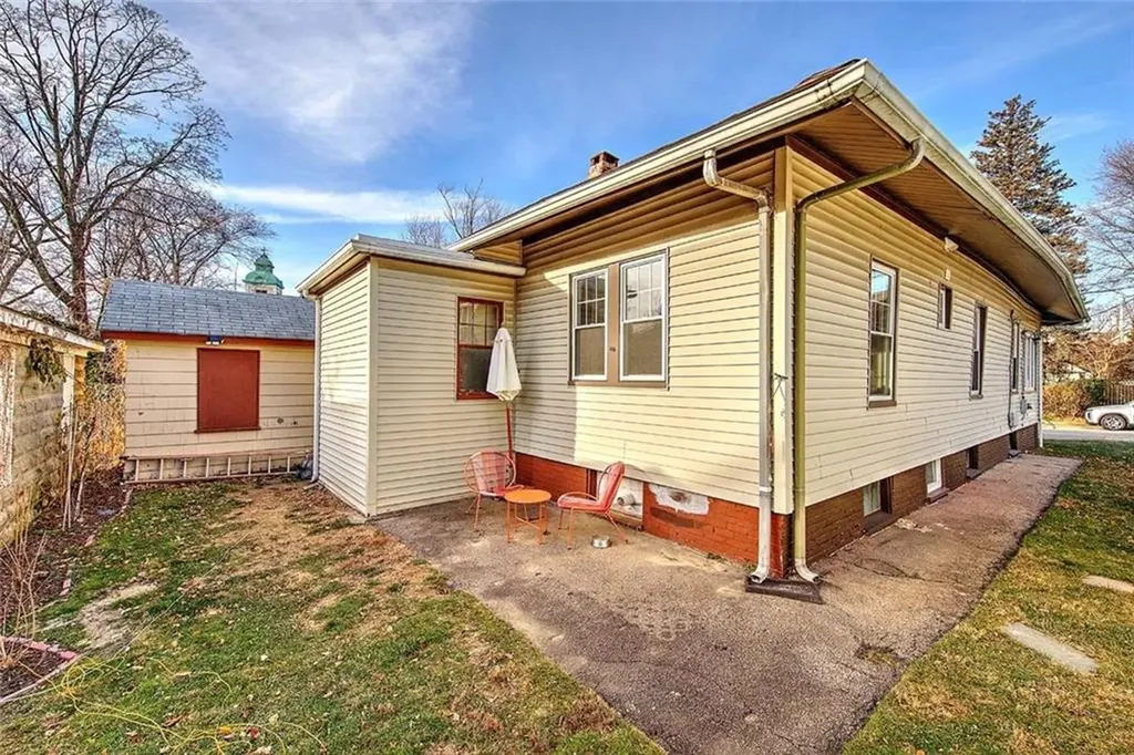 31 Mount Hope Avenue Providence RI 02906