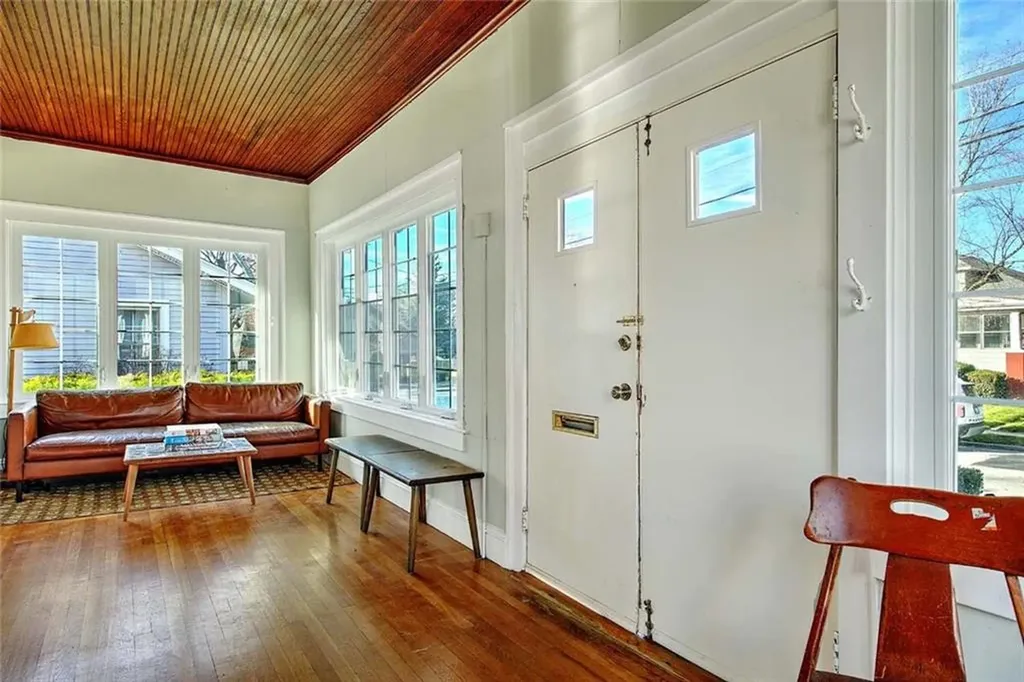 31 Mount Hope Avenue Providence RI 02906