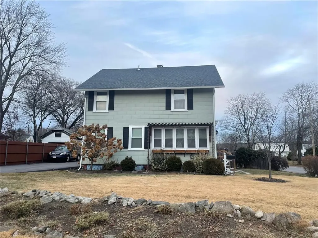 2 Brook Street Smithfield RI 02917
