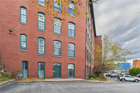 28 Bayley Street Pawtucket RI 02860