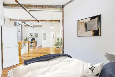 28 Bayley Street Pawtucket RI 02860