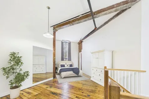 28 Bayley Street Pawtucket RI 02860