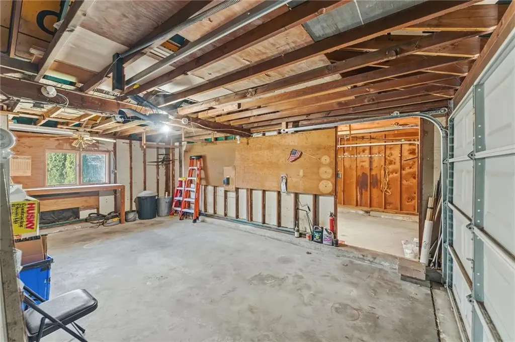 382 Beavertail Road Jamestown RI 02835