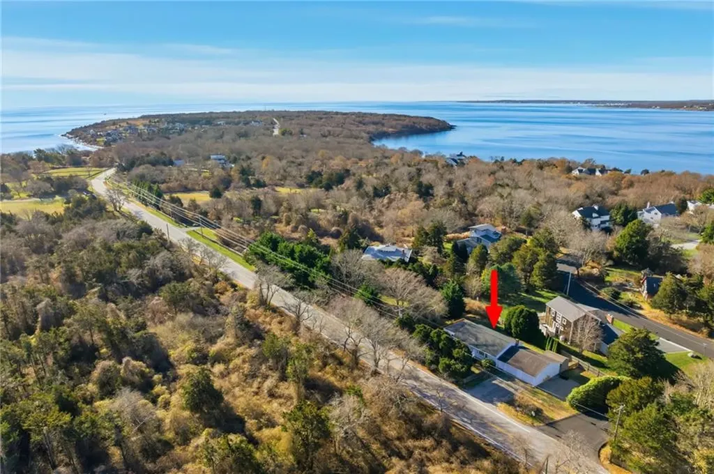 382 Beavertail Road Jamestown RI 02835