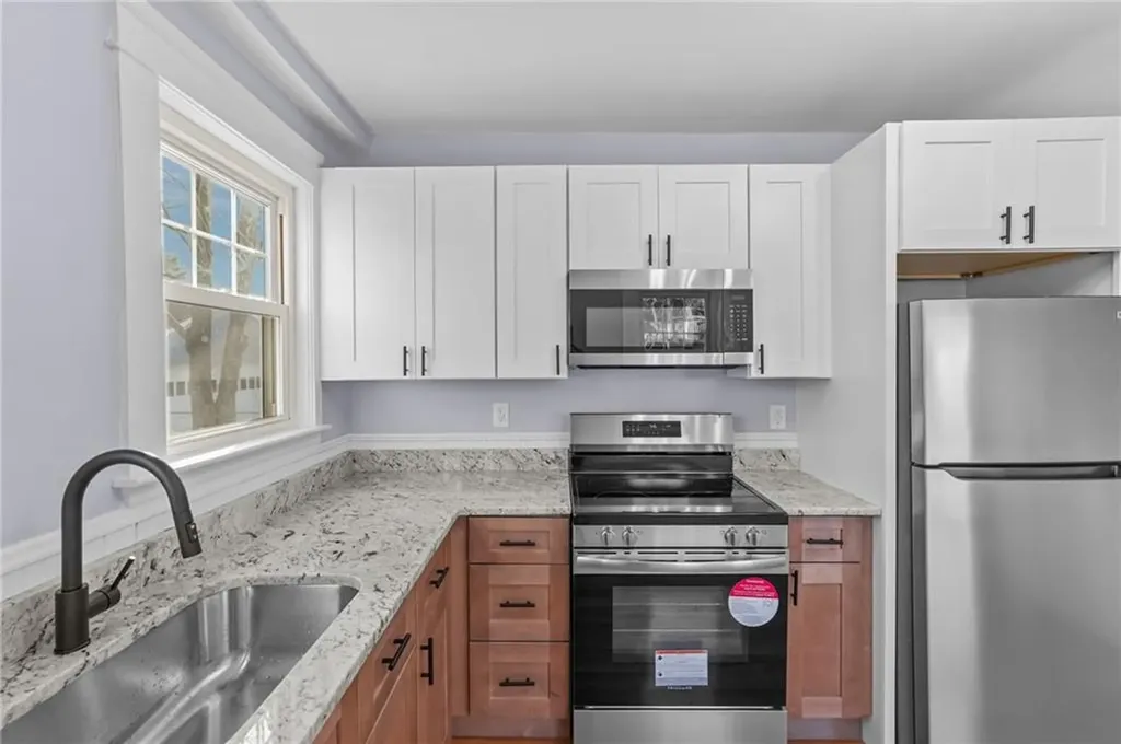 202 Jenckes Street Woonsocket RI 02895