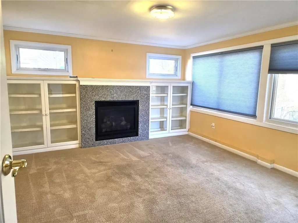 38 Bretton Woods Drive Cranston RI 02920