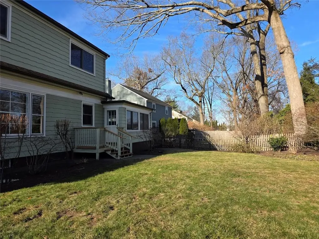 38 Bretton Woods Drive Cranston RI 02920