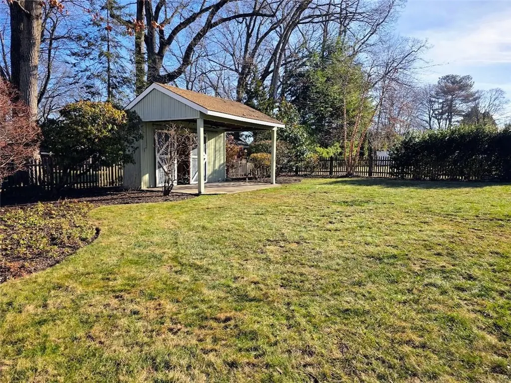 38 Bretton Woods Drive Cranston RI 02920