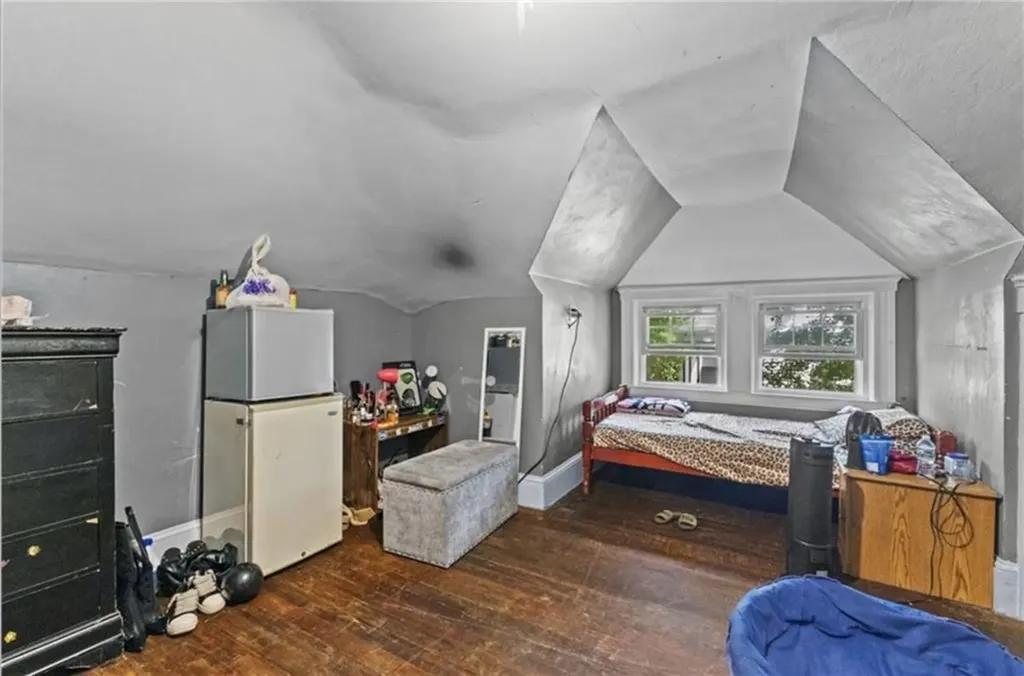 58 Oakley Road Woonsocket RI 02895