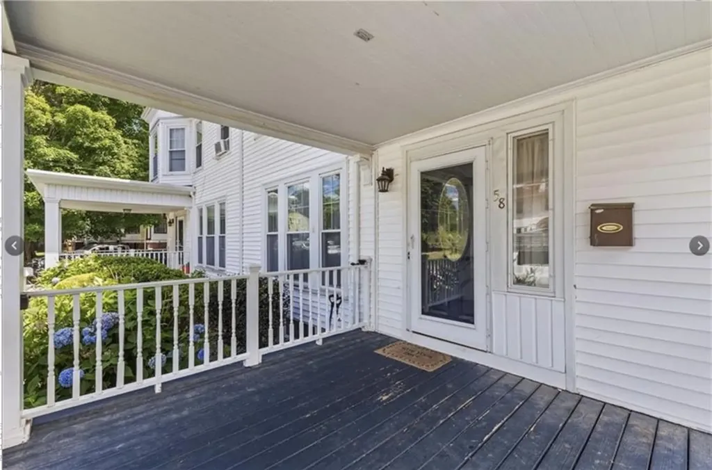 58 Oakley Road Woonsocket RI 02895