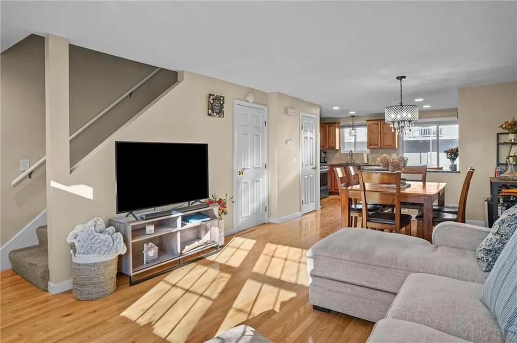 407 Pinewood Drive Smithfield RI 02917