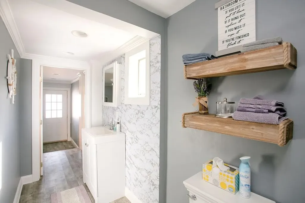 1994 East Main Road Portsmouth RI 02871