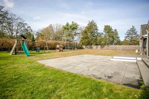 1994 East Main Road Portsmouth RI 02871