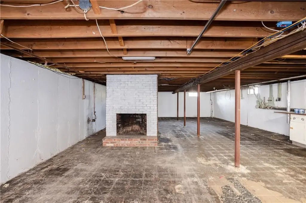 11 Granada Terrace Middletown RI 02842