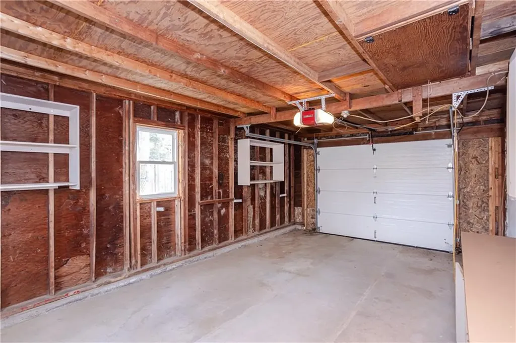 11 Granada Terrace Middletown RI 02842