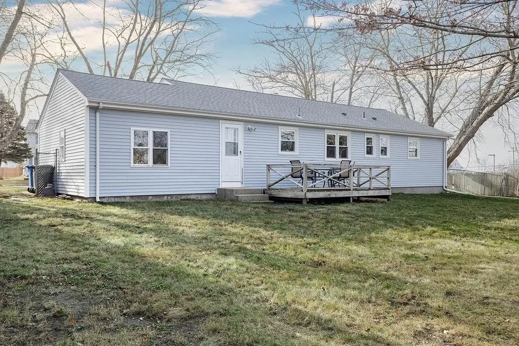 11 Granada Terrace Middletown RI 02842