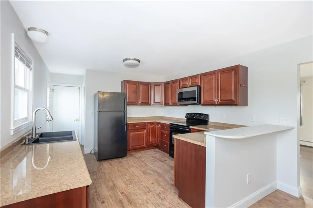 11 Granada Terrace Middletown RI 02842