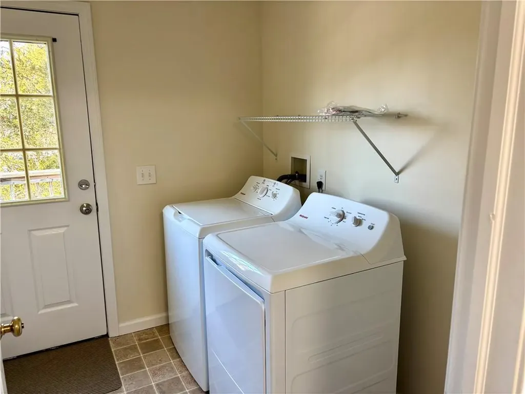 160 Canal Street Westerly RI 02891