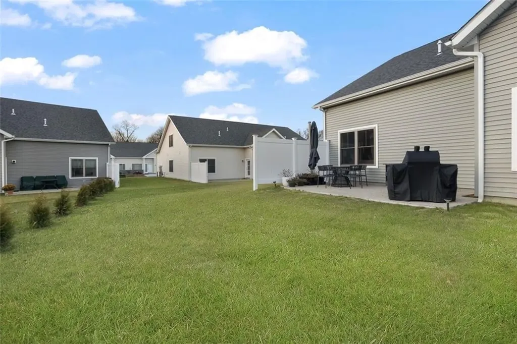 12 West Valley Circle West Warwick RI 02893