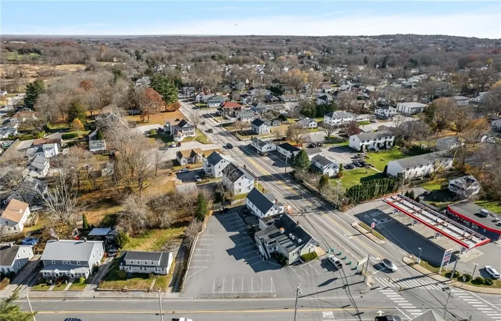 1593 1595 Centerville Road Warwick RI 02886