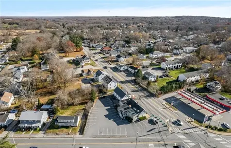 1593 1595 Centerville Road Warwick RI 02886