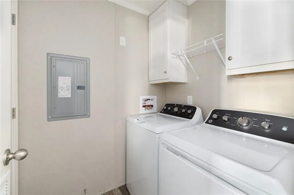 38 Lowell Avenue Pawtucket RI 02861