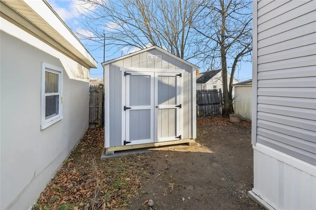 38 Lowell Avenue Pawtucket RI 02861