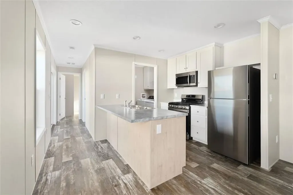 38 Lowell Avenue Pawtucket RI 02861