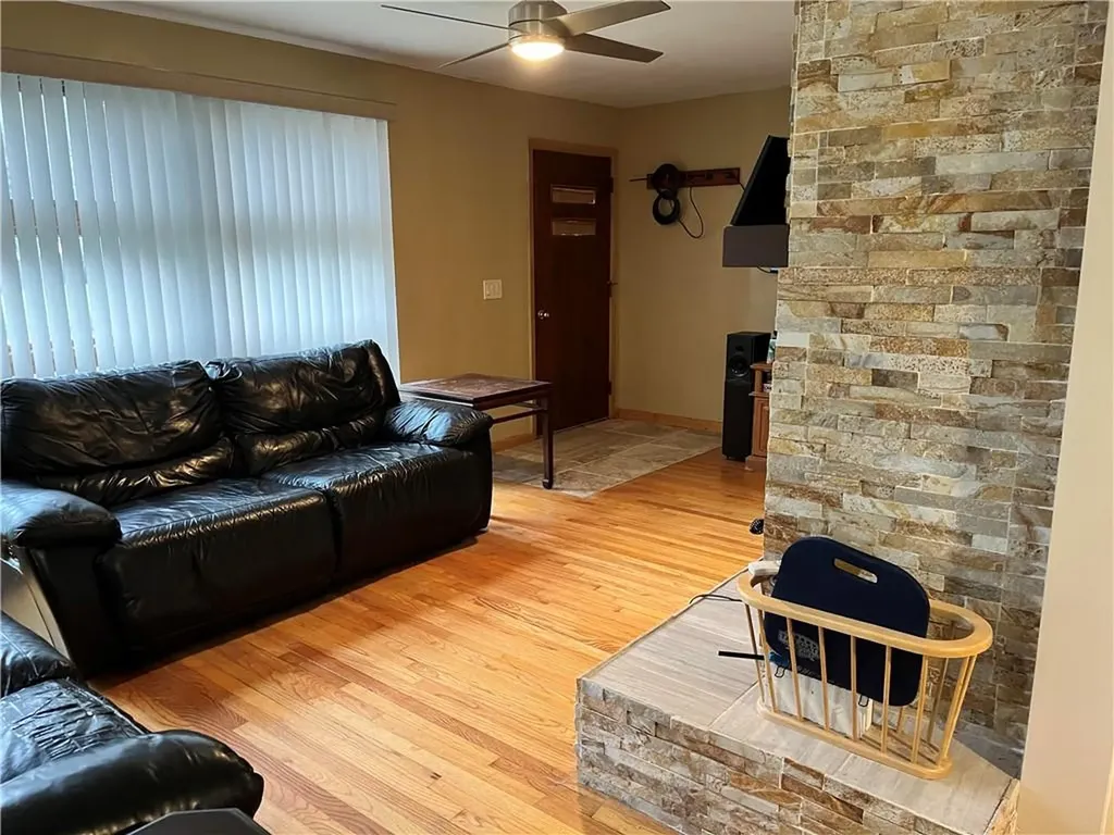 2 Cobble Hill Road Lincoln RI 02865