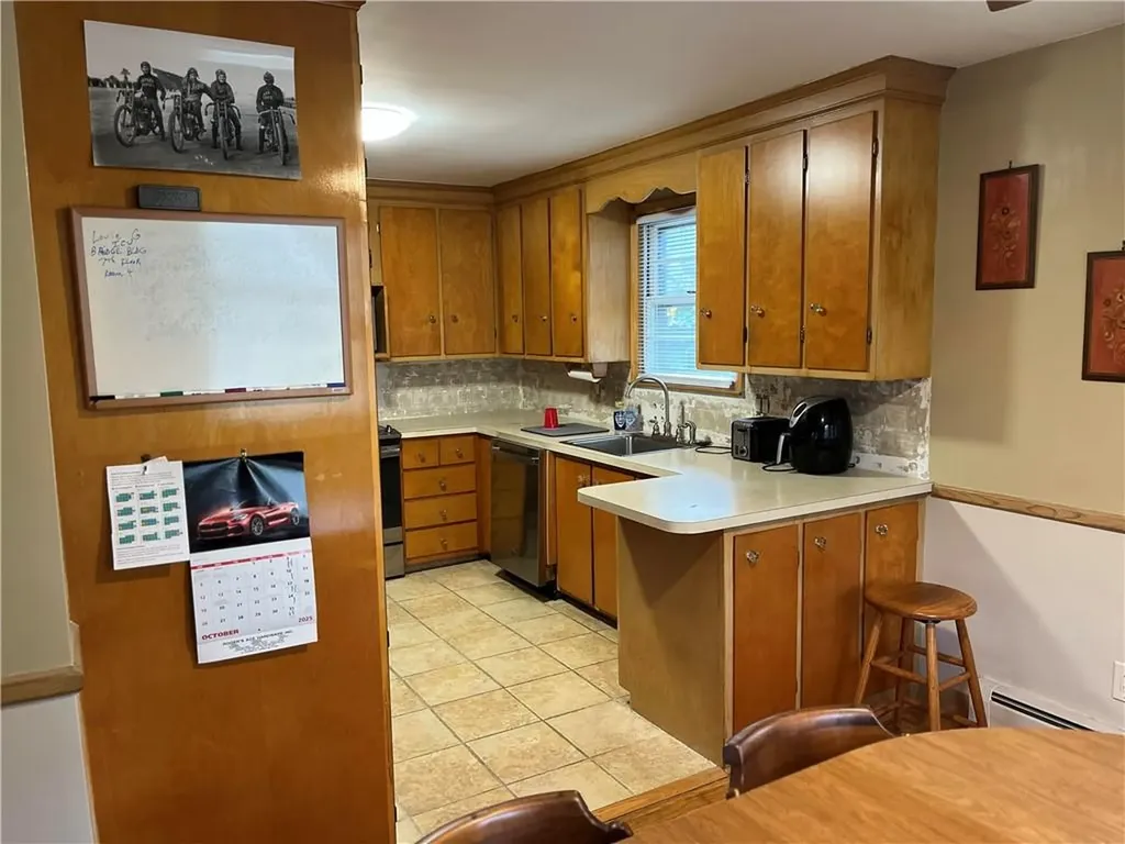 2 Cobble Hill Road Lincoln RI 02865