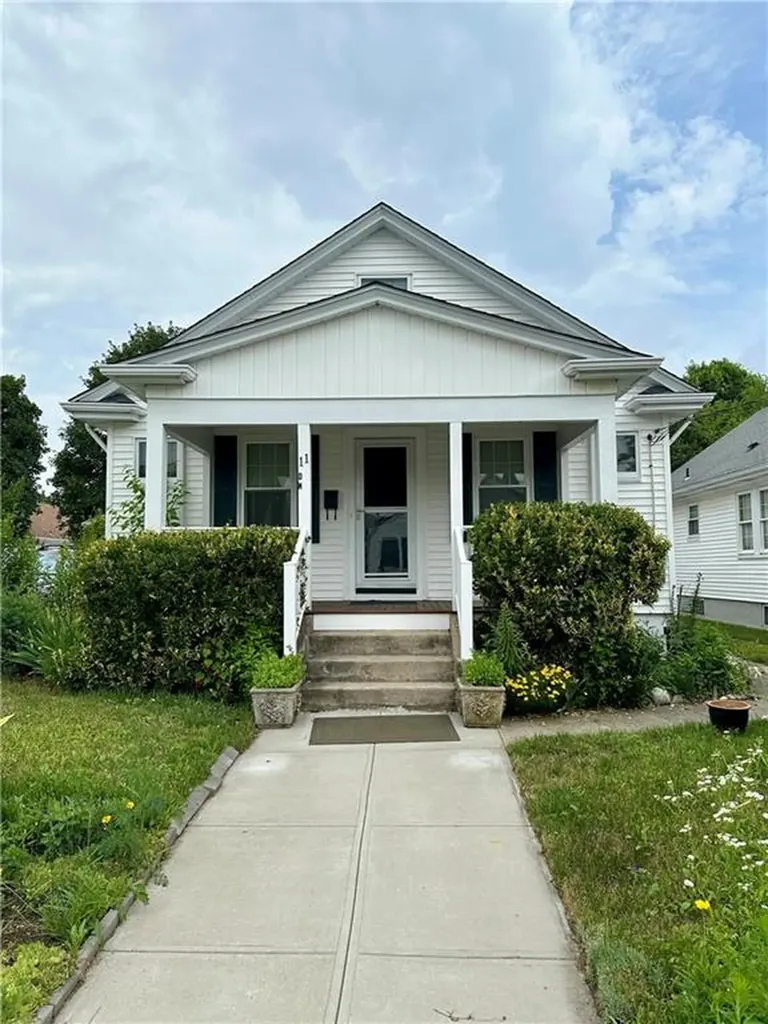 11 Griswold Avenue Cranston RI 02910