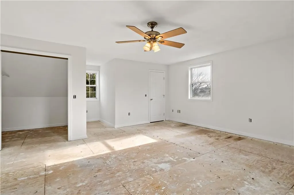 23 Gildas Lane Portsmouth RI 02871