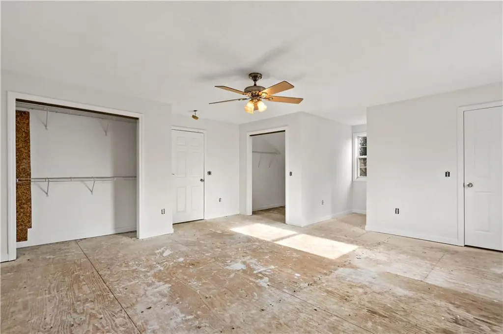 23 Gildas Lane Portsmouth RI 02871