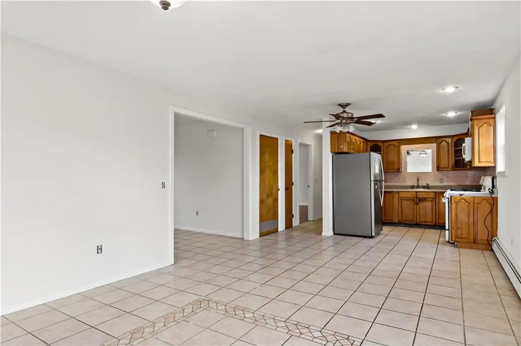 23 Gildas Lane Portsmouth RI 02871
