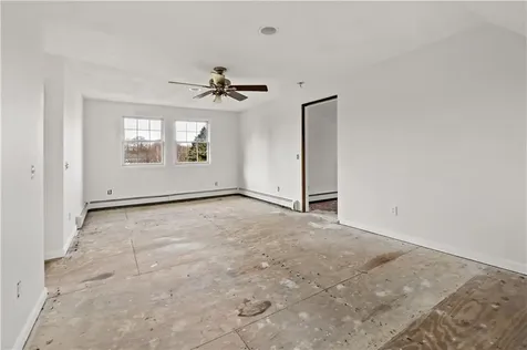 23 Gildas Lane Portsmouth RI 02871