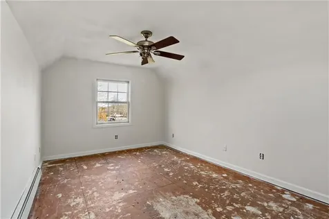 23 Gildas Lane Portsmouth RI 02871