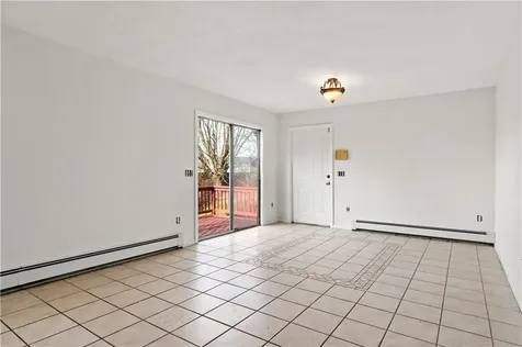 23 Gildas Lane Portsmouth RI 02871