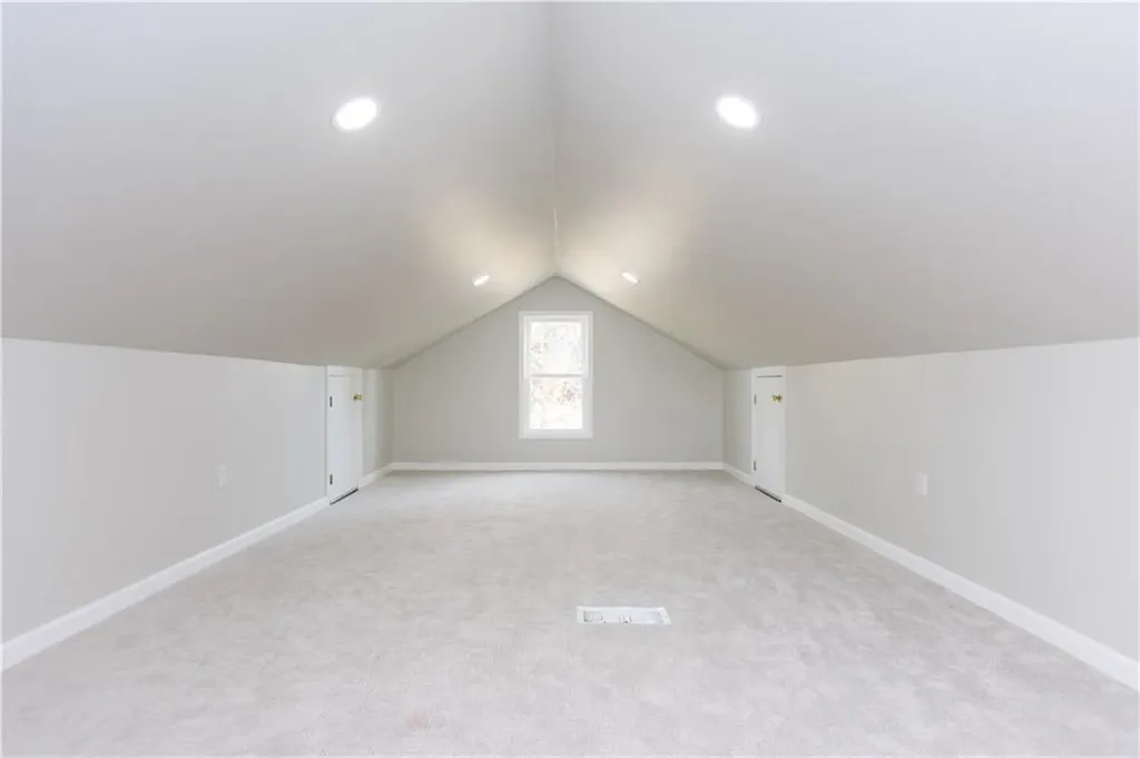 45 Tourtelott Avenue Warwick RI 02886