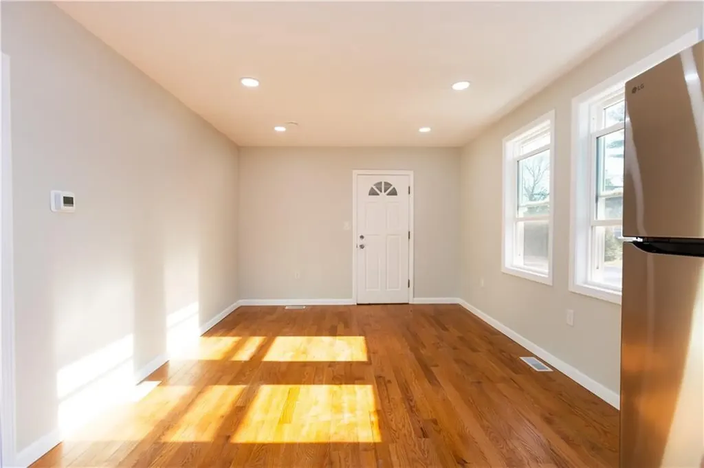 45 Tourtelott Avenue Warwick RI 02886