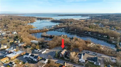 3252 Post Road Warwick RI 02886