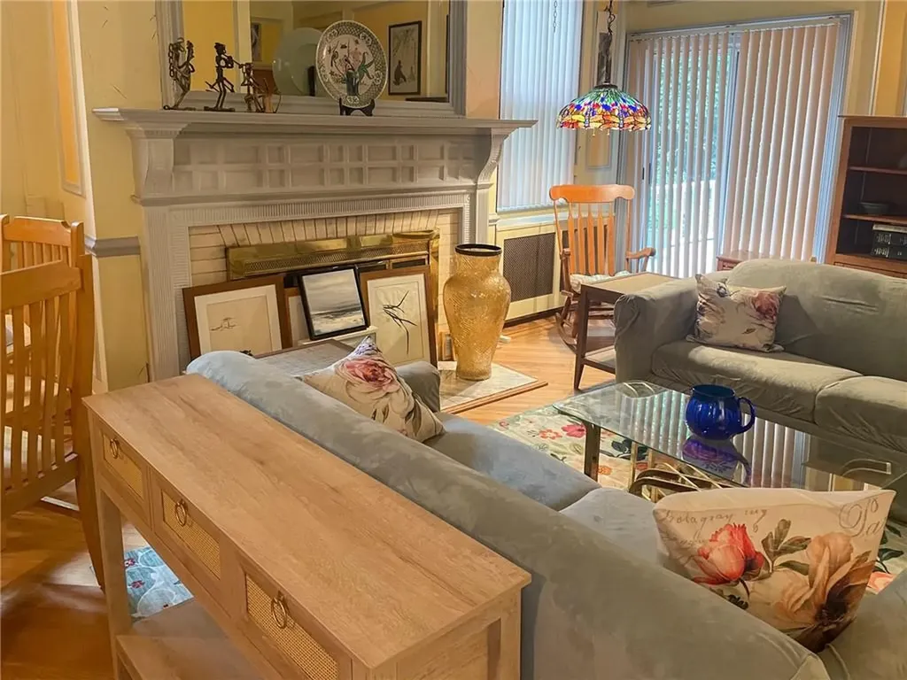 46 Chastellux Avenue Newport RI 02840
