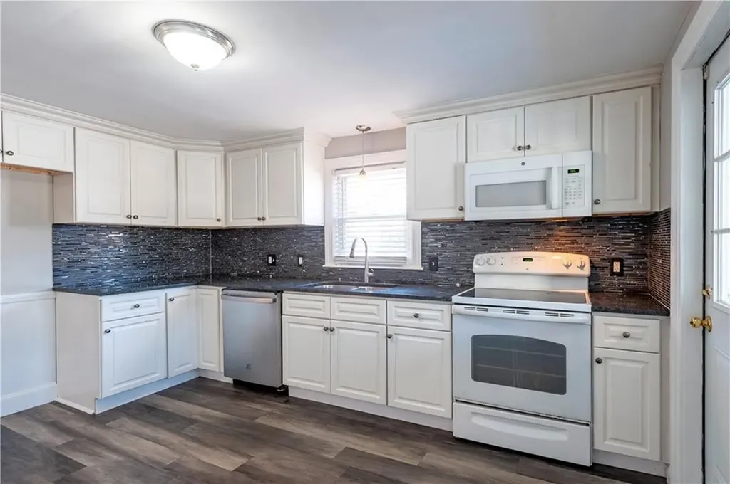 200 Carter Avenue Pawtucket RI 02861