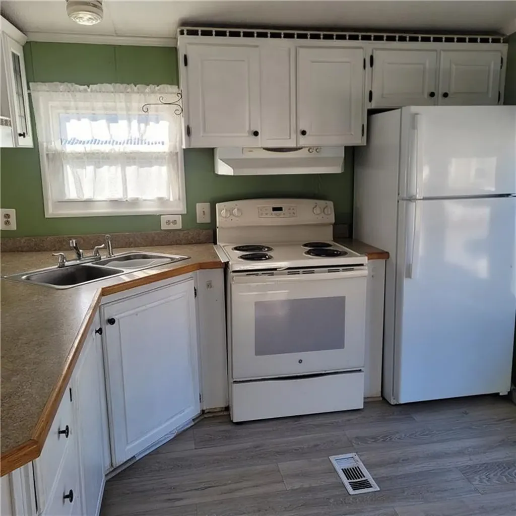 979 Tollgate Unit 31 Road Warwick RI 02886