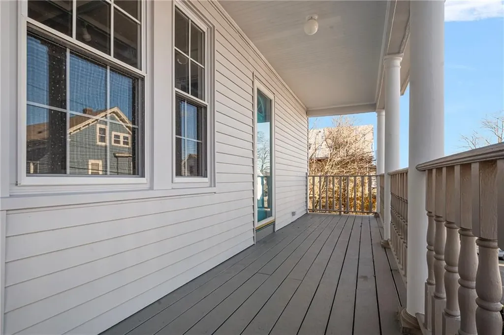 33 Evergreen Street Providence RI 02906