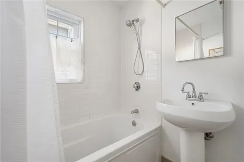 33 Evergreen Street Providence RI 02906